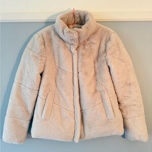 EUC - Zara Cream Faux Fur Jacket (S)